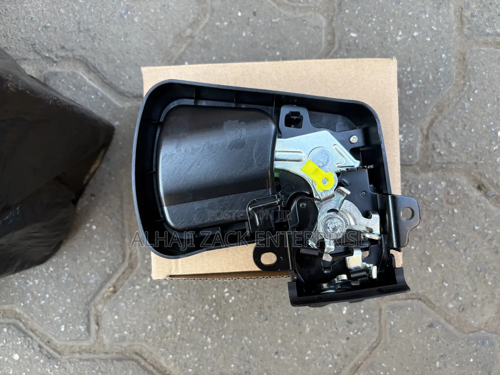 Corolla 2003-2008 Boot Lock