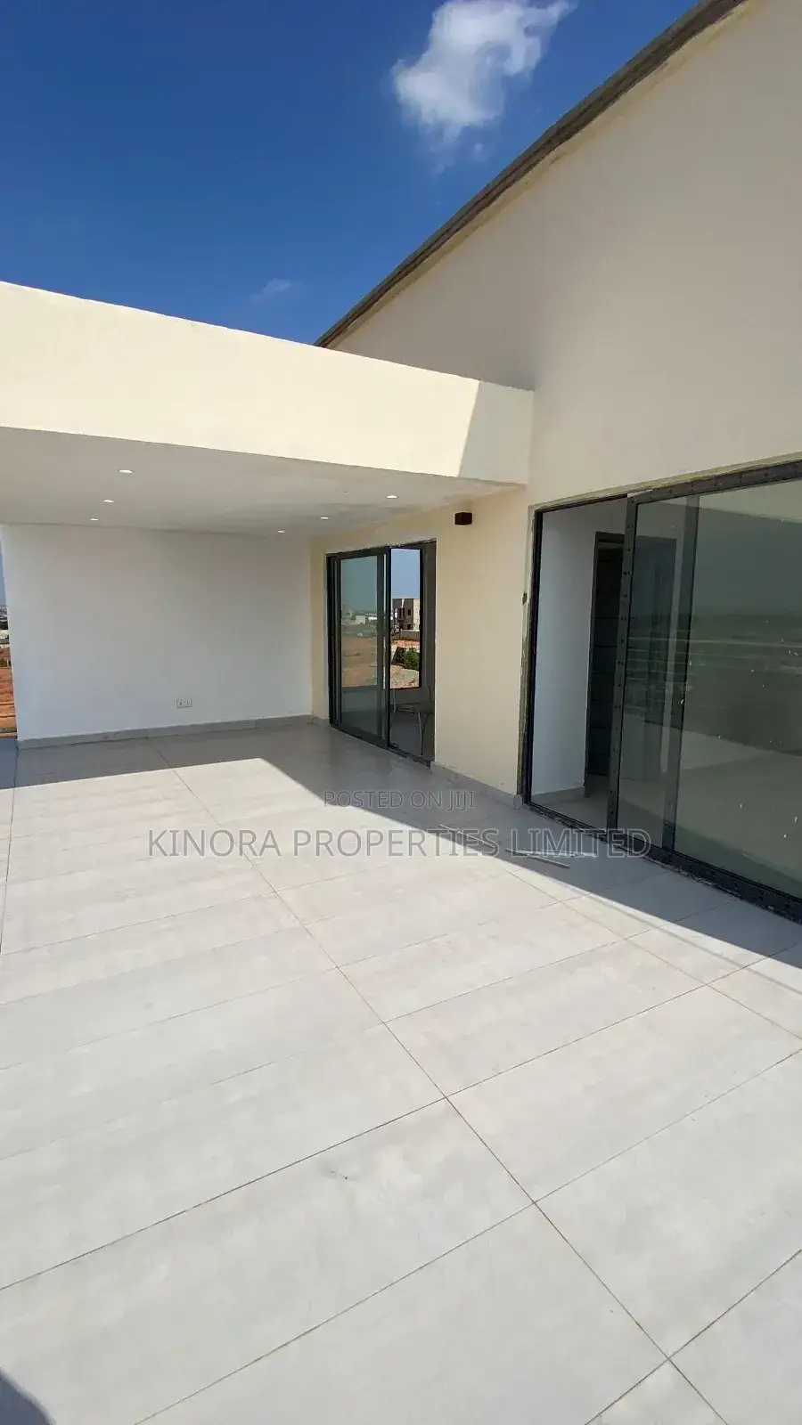 4bdrm Duplex in East Legon Hills, Accra Metropolitan for sale