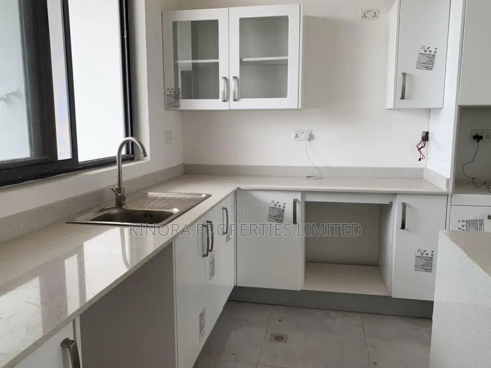 4bdrm Duplex in East Legon Hills, Accra Metropolitan for sale