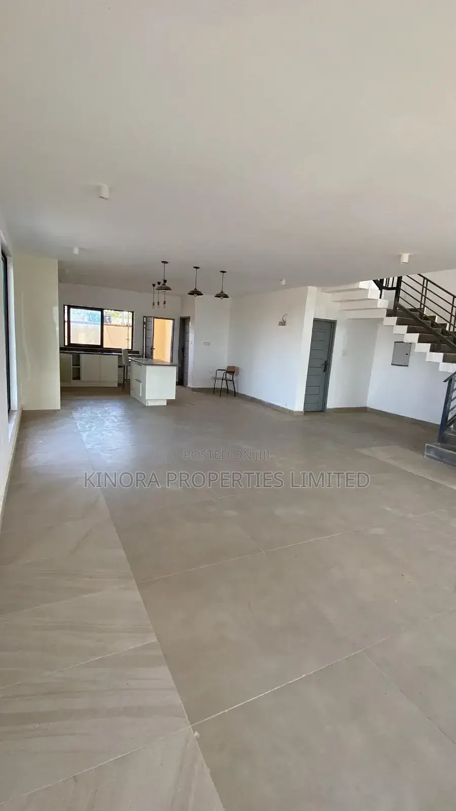 4bdrm Duplex in East Legon Hills, Accra Metropolitan for sale