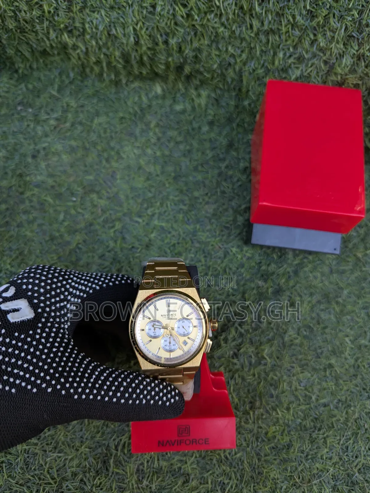 Naviforce Gold Plated Chronographic Watch