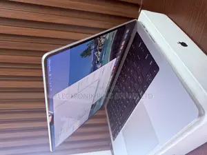 Laptop Apple MacBook Pro 2021 M1 16GB Apple M1 Pro SSD 512GB