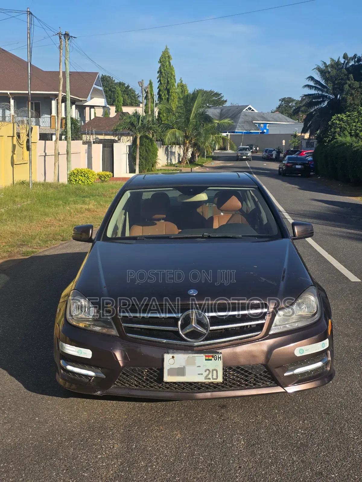 Mercedes-Benz C250 2014 Brown