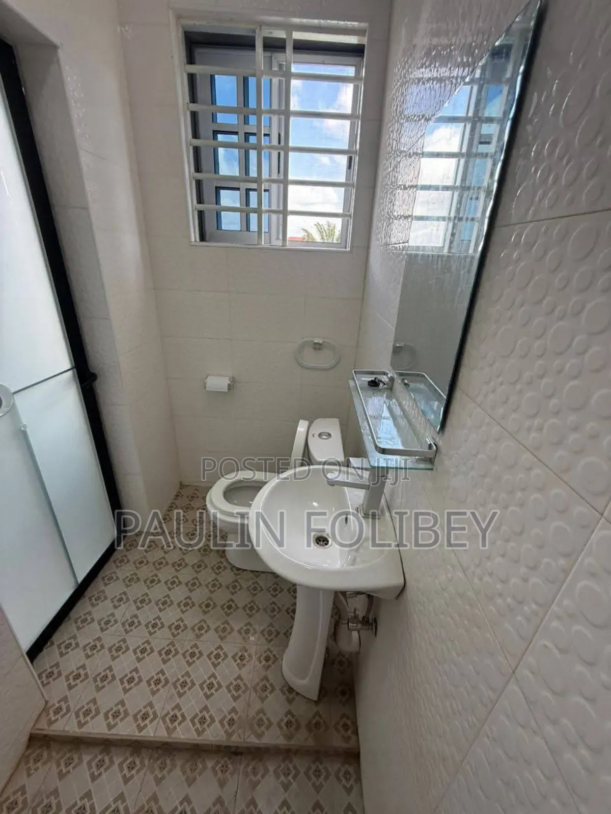 2bdrm Apartment in Dg Property, Dansoman for rent