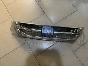 Honda CRV 2010 to 2011 Front Grille