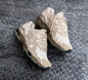 Original Asics Sneakers