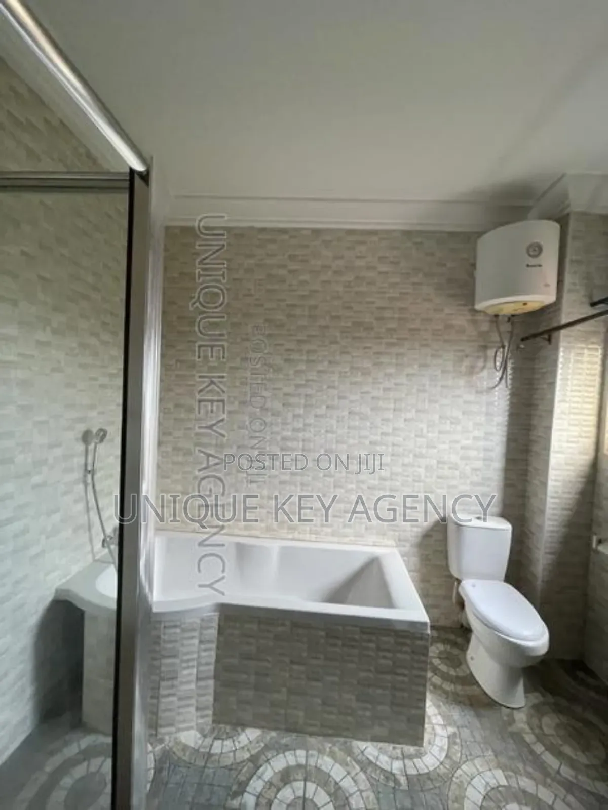 3bdrm Apartment in Unique Key Agency, Airport Residential Area for rent