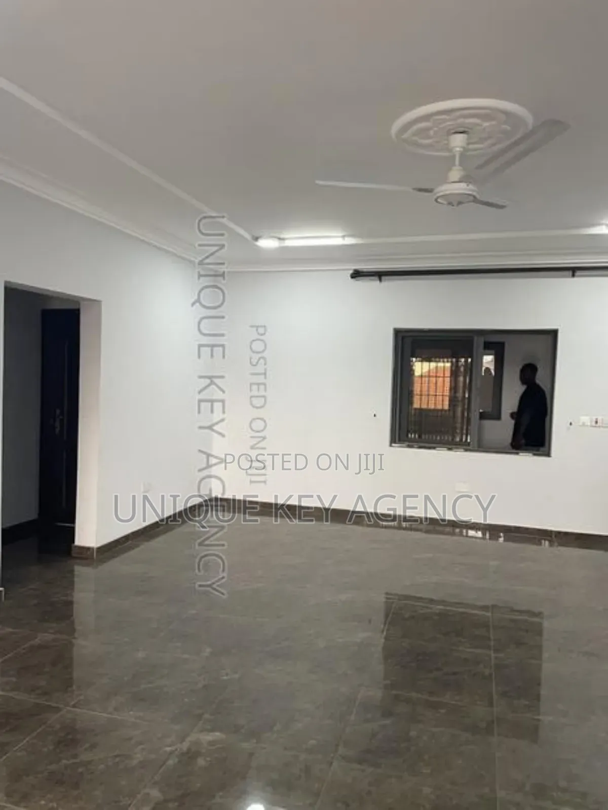 3bdrm Apartment in Unique Key Agency, Airport Residential Area for rent