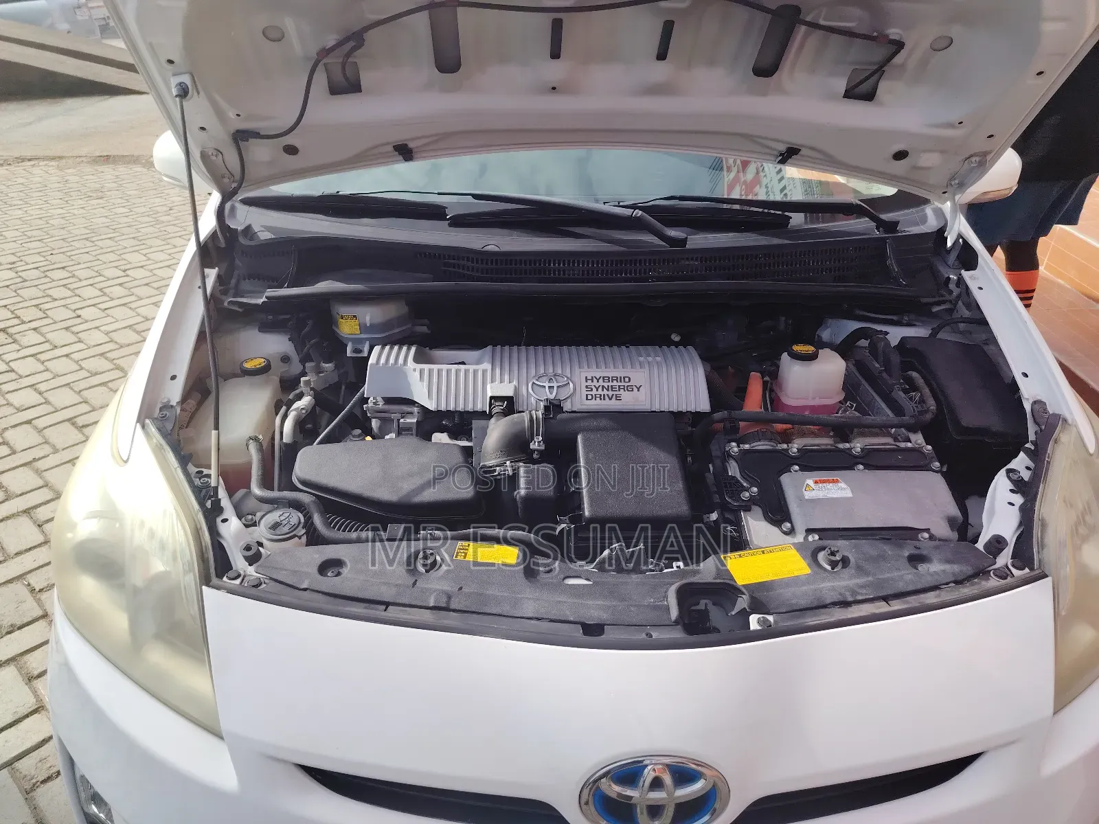 Toyota Prius Plug-in Advanced 2012 White
