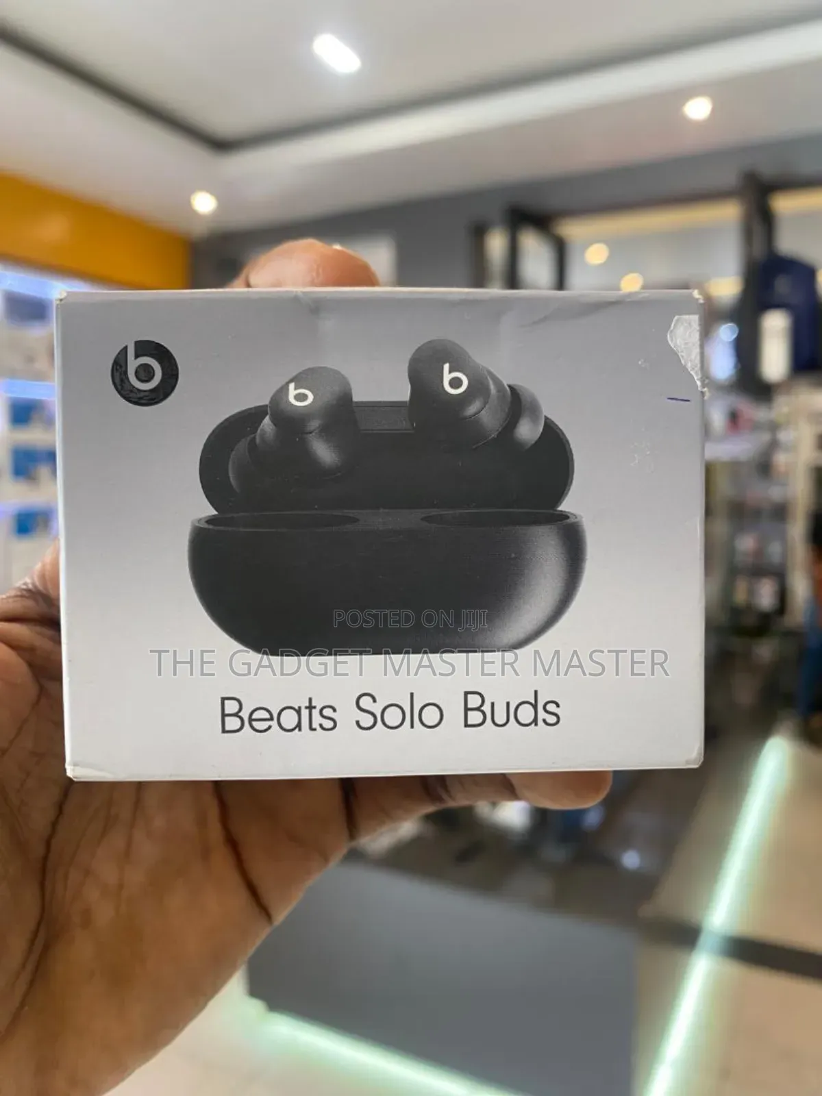 Beats Solo Buds