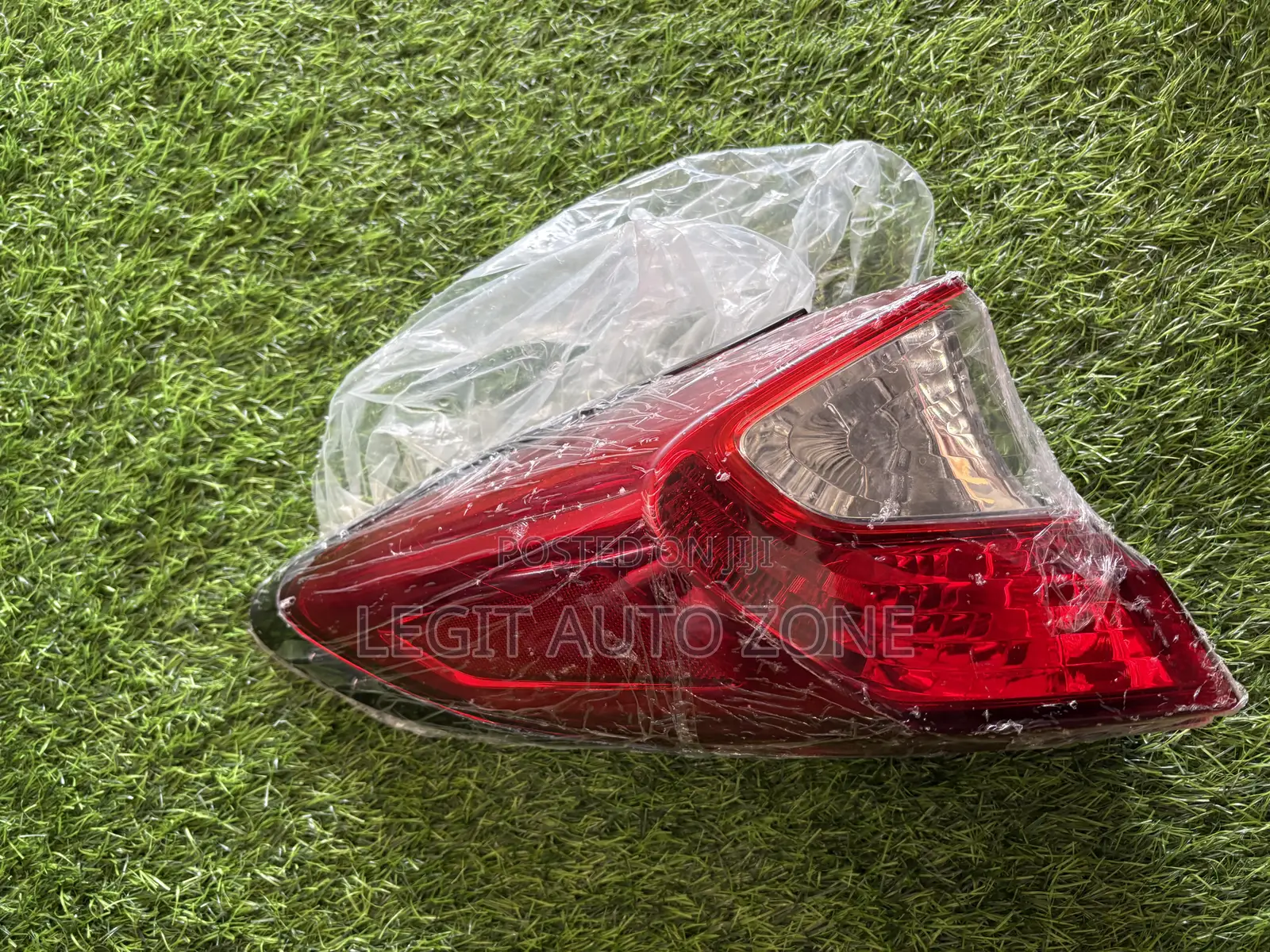 Toyota CHR 2017,2018,2019, Taillights Available