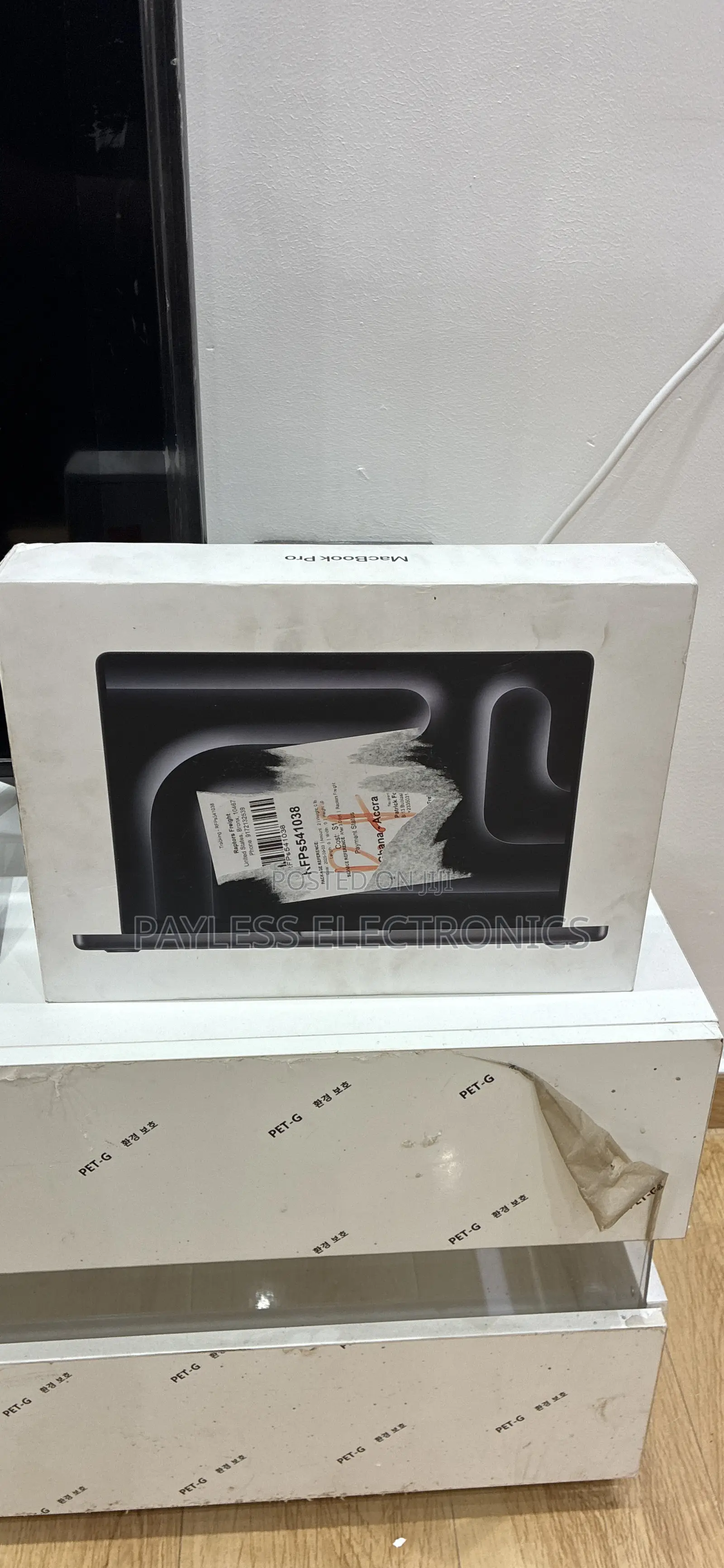 New Laptop Apple MacBook Pro 16GB SSD 512GB