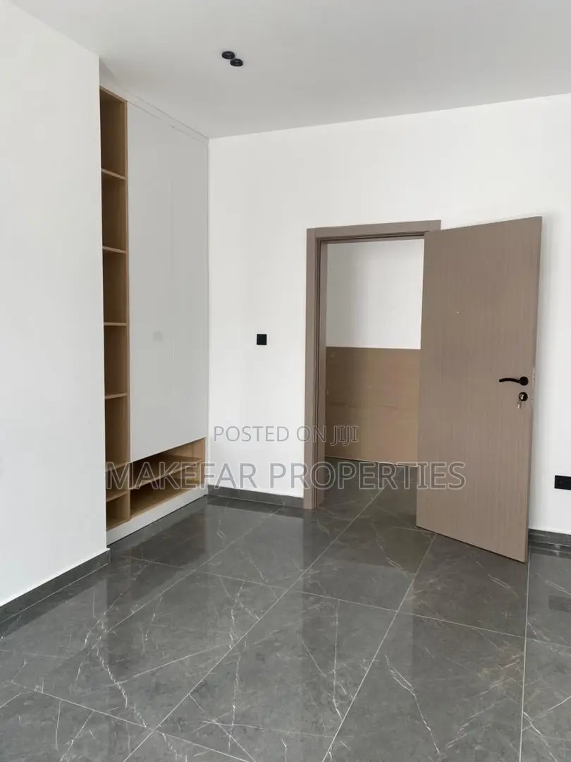 3bdrm House in Ashaley Botwe for rent