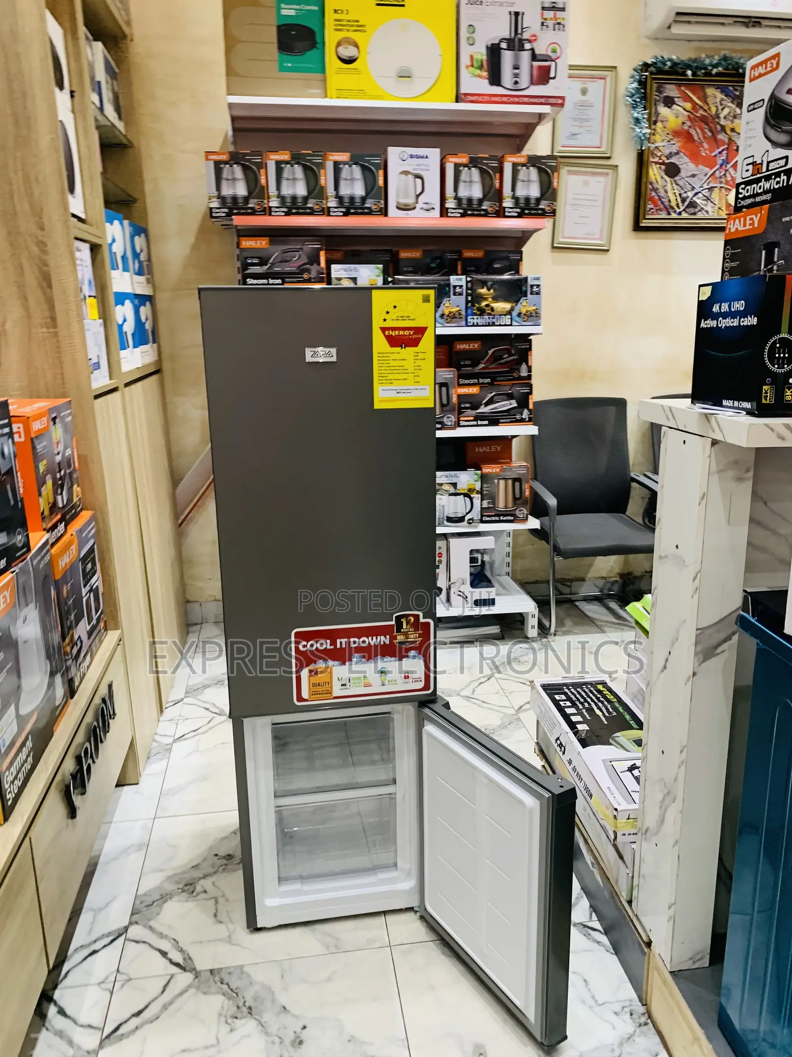 High Quality Sleek 161l Zara 240bf Double Door Fridge Grey Color