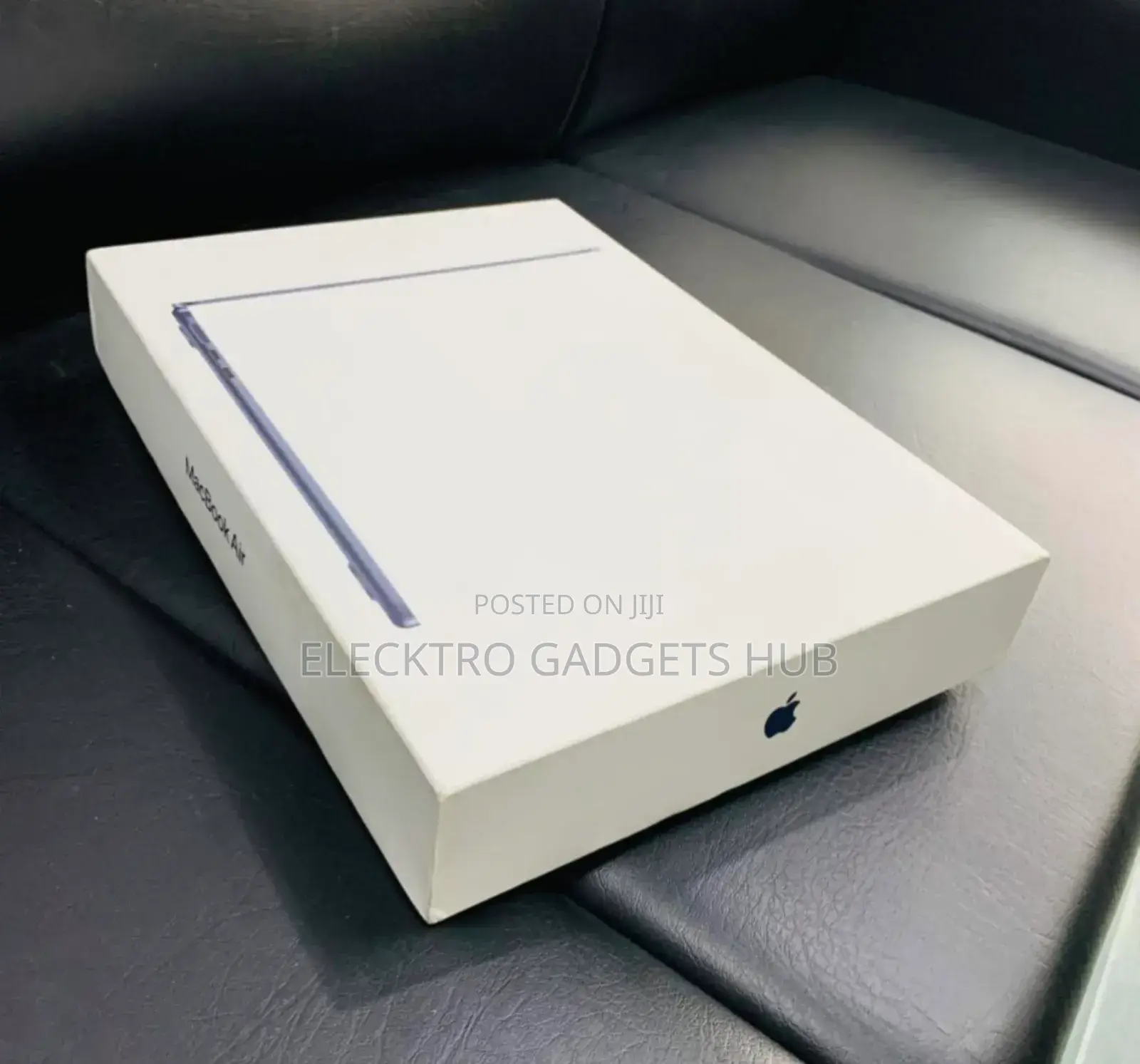 New Laptop Apple MacBook Air 2022 M2 8GB Apple M2 SSD 512GB