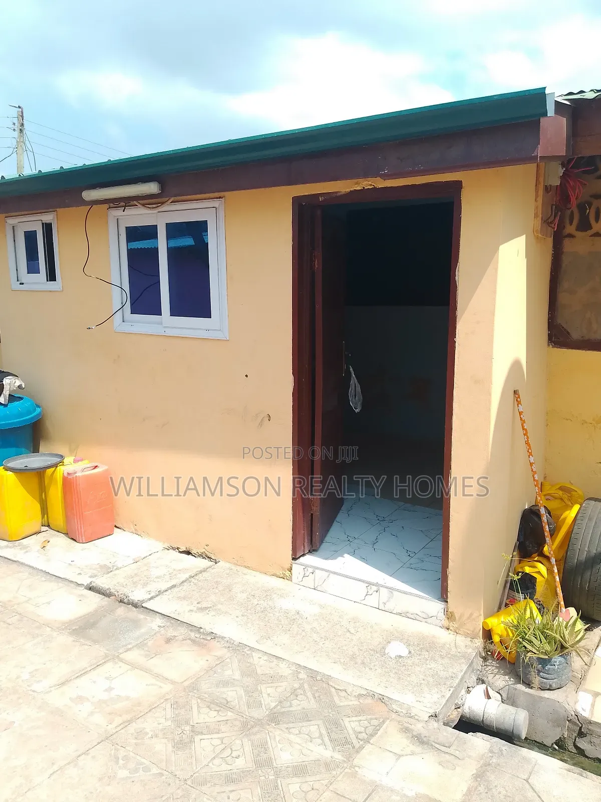 1bdrm Apartment in Community 18 Area, Spintex for rent