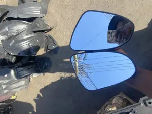 Toyota Vitz 2012 Mirror Glass