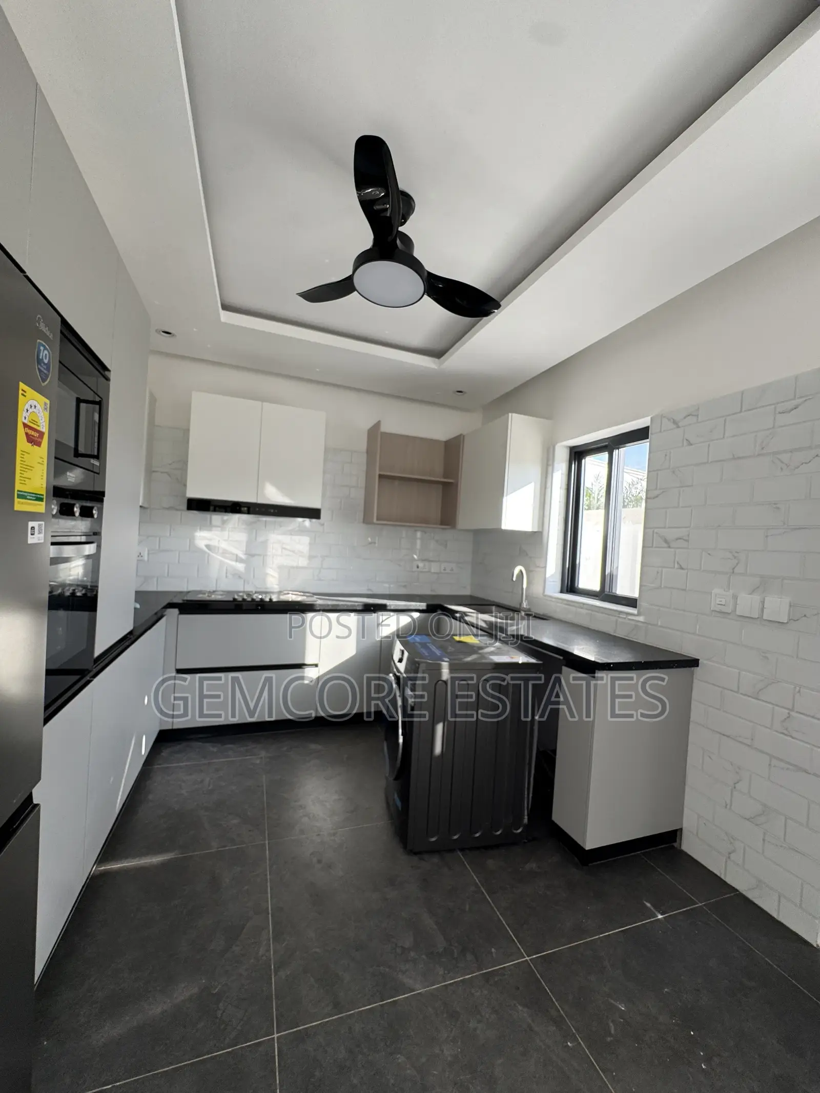 4bdrm House in West Trasacco, East Legon for sale