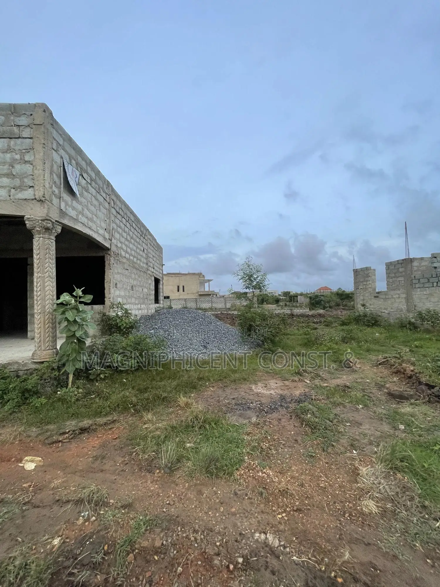 3bdrm House In Motorway, Ashaley Botwe For Sale