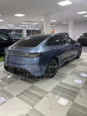 New BYD Seal DM-i 2025 Blue