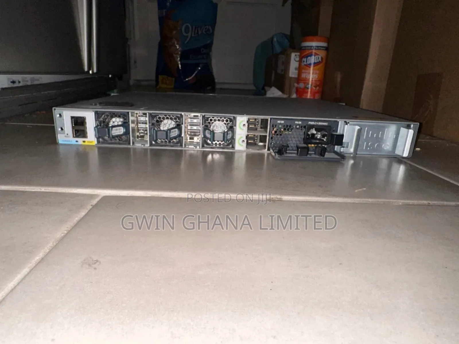 Cisco Catalyst 3850 Ws-C3850-48t-T 48-Port Gigabit Switch W
