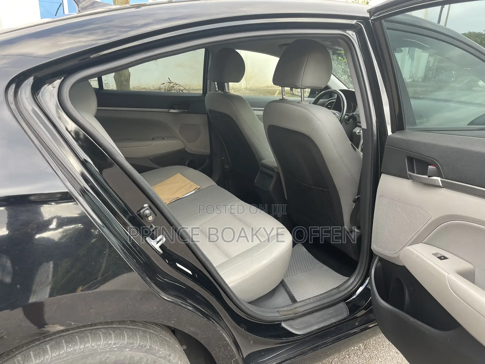 Hyundai Elantra 2017 Black