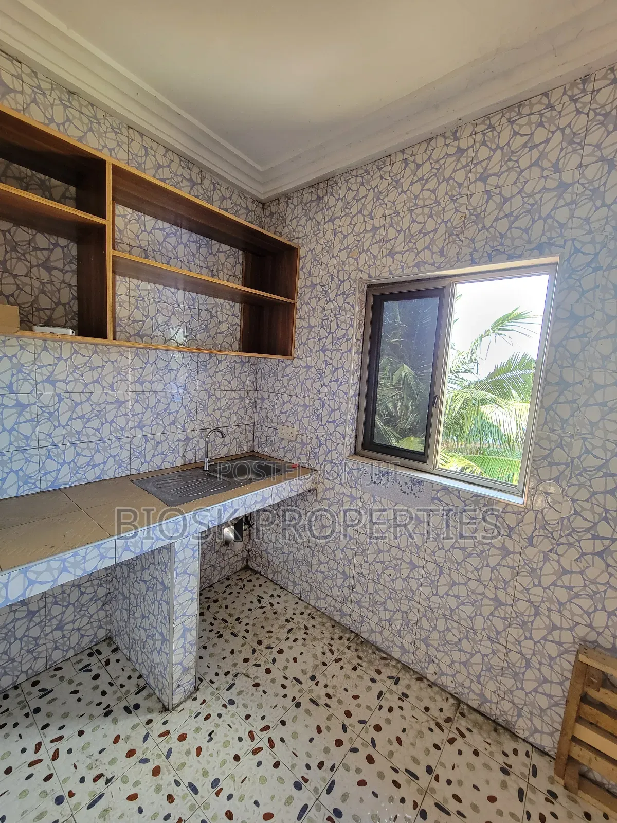 1bdrm Apartment in Biosk Properties, Malejor for rent