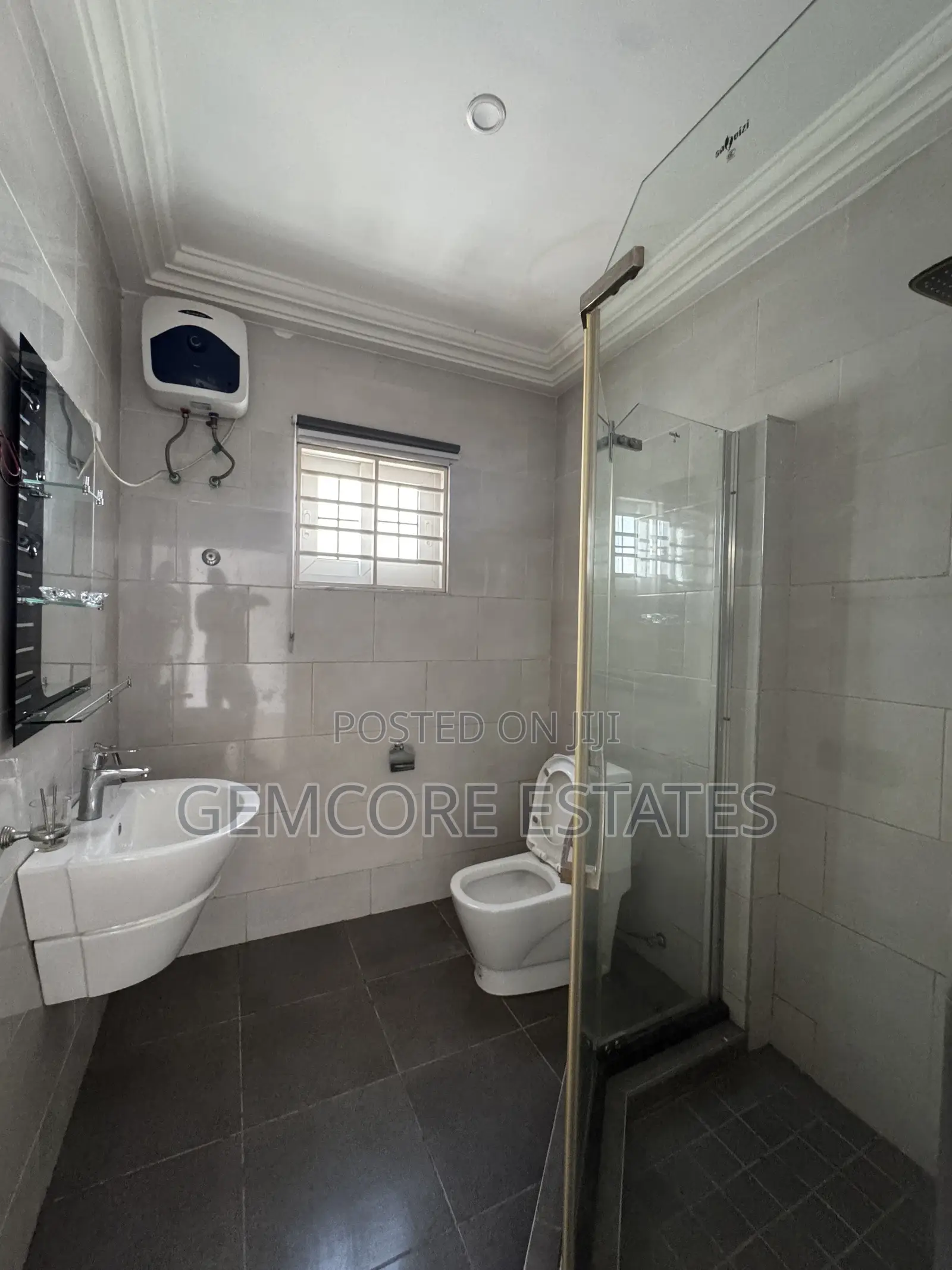 4bdrm House in East Legon for rent