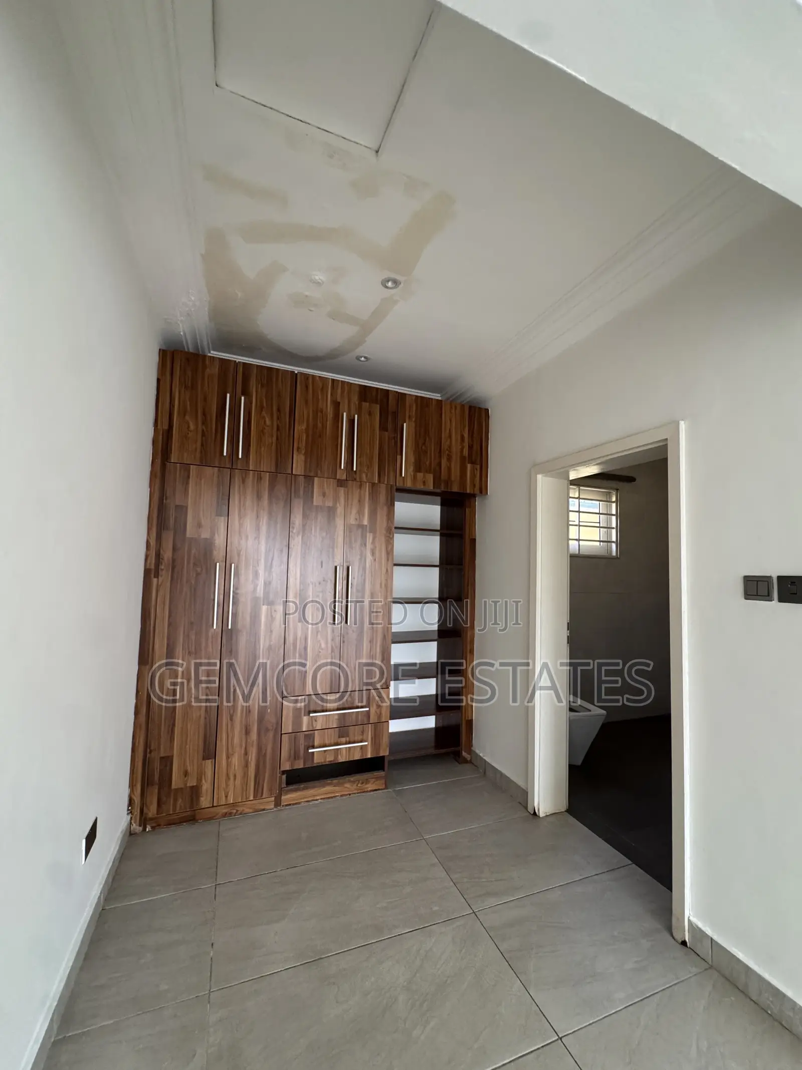 4bdrm House in East Legon for rent