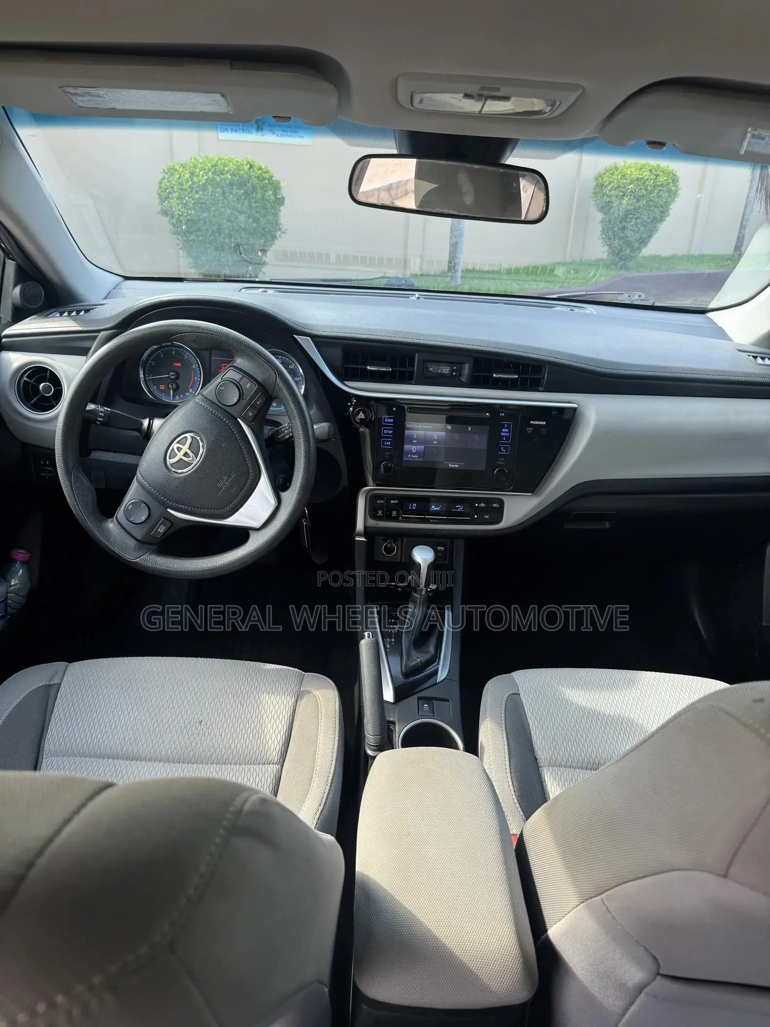 Toyota Corolla LE 4dr Sedan (1.8L 4cyl CVT) 2017 Black