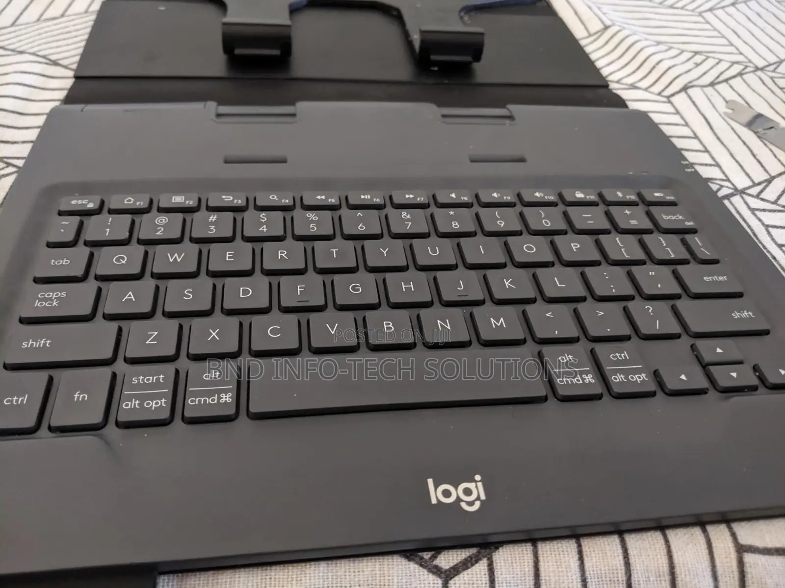 Logitech Universal Folio Case