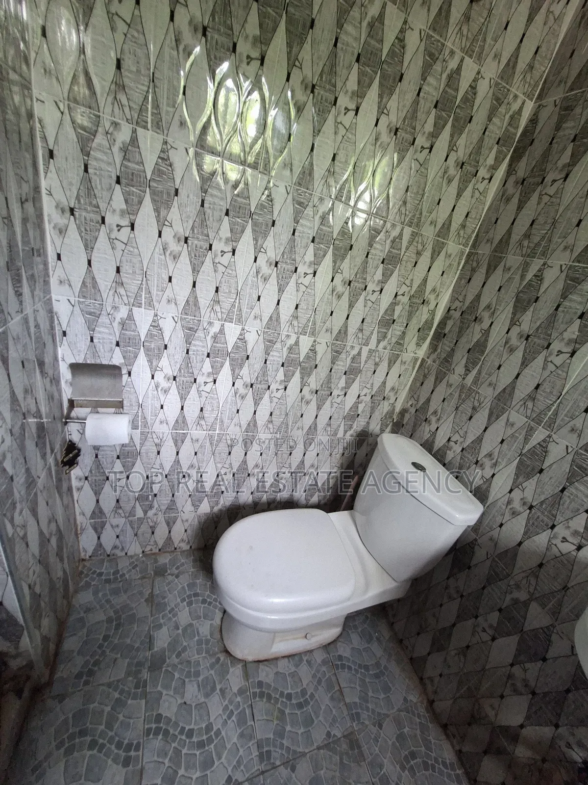 1bdrm Apartment in ,, North Legon for rent