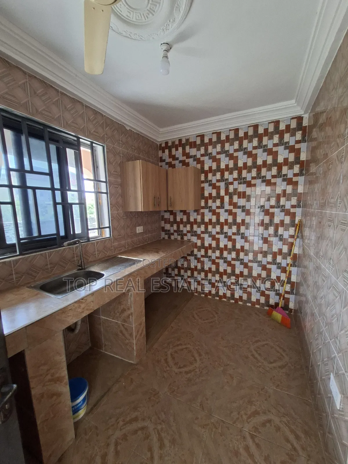 1bdrm Apartment in ,, North Legon for rent