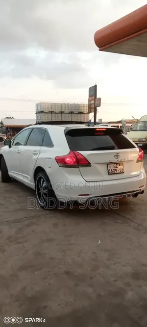Toyota Venza XLE 4dr Wagon (2.7L 4cyl 6A) 2014 White