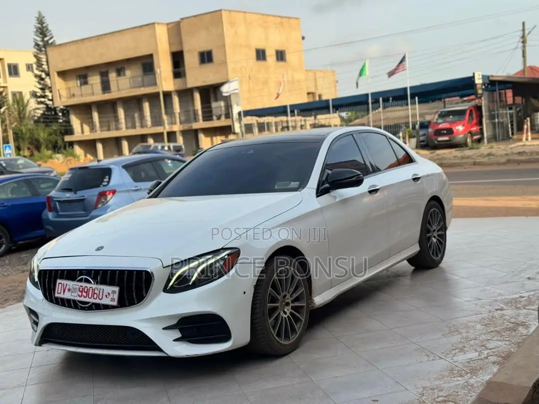 Mercedes-Benz E300 2018 White