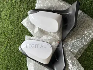 Toyota Corolla 2014,2015,2016,2017,2018, Driving Mirror Available