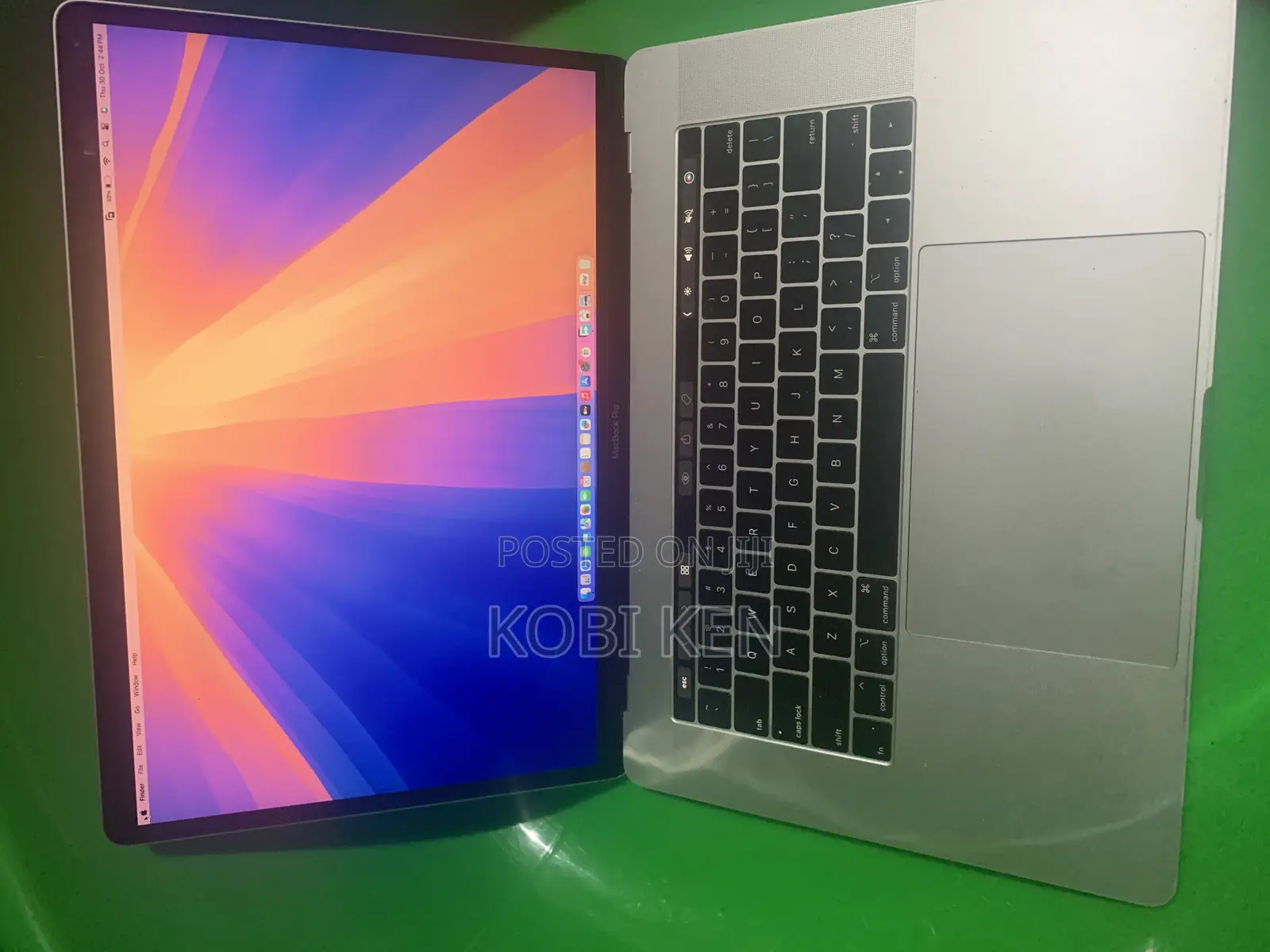 Laptop Apple MacBook Pro 2018 16GB Intel Core i7 SSD 256GB