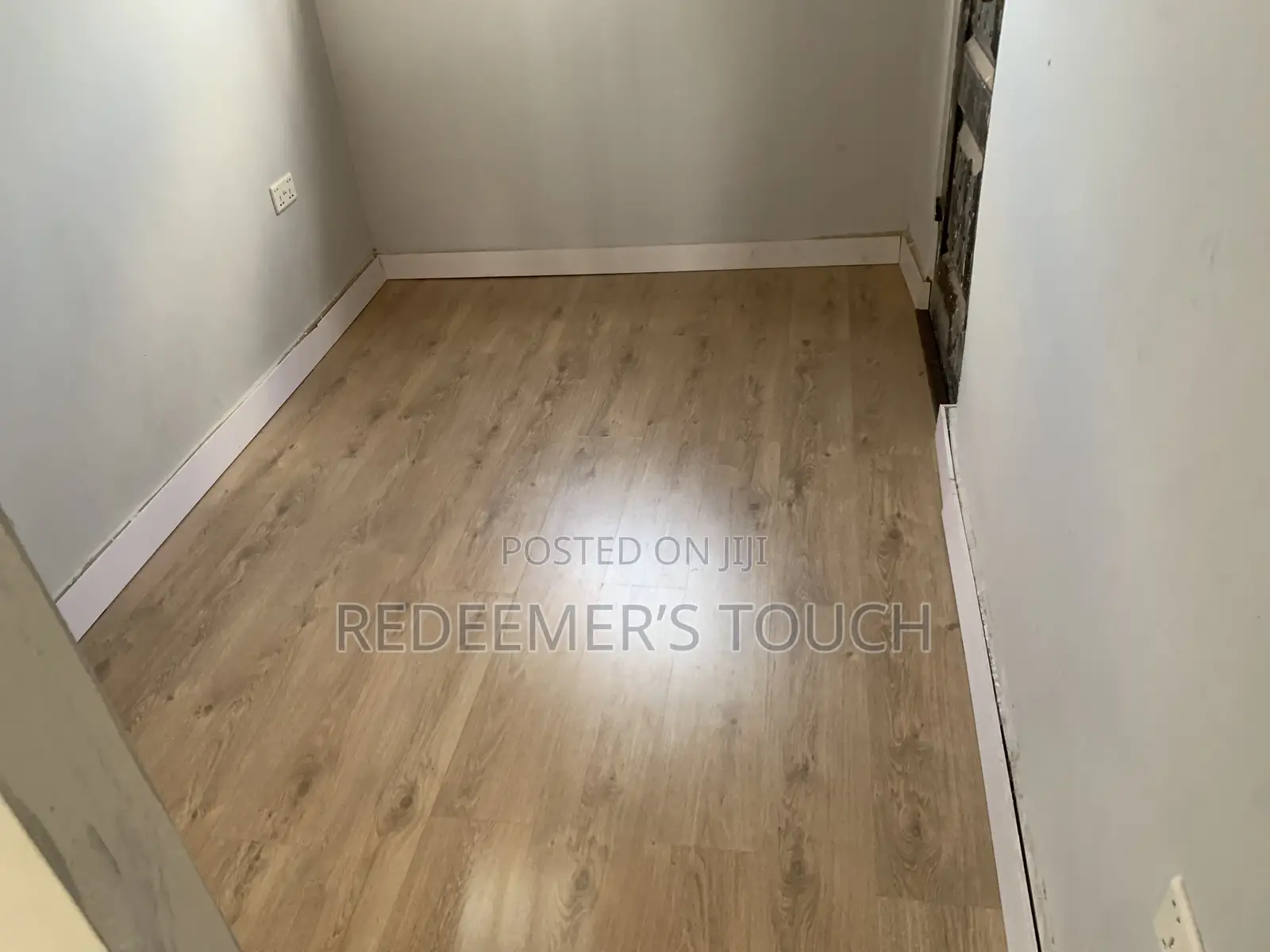 SPC Flooring Tiles