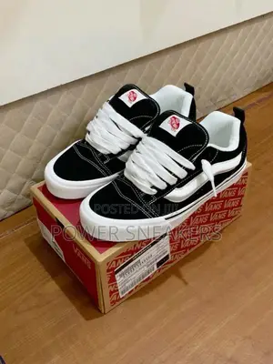 Vans Knu-Skool