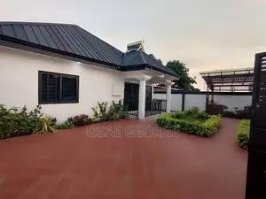 Furnished 2bdrm House in George Properties, Accra Metropolitan for sale