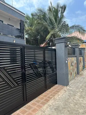 Furnished 4bdrm House in Spintex Community 18, Baatsona Total for sale