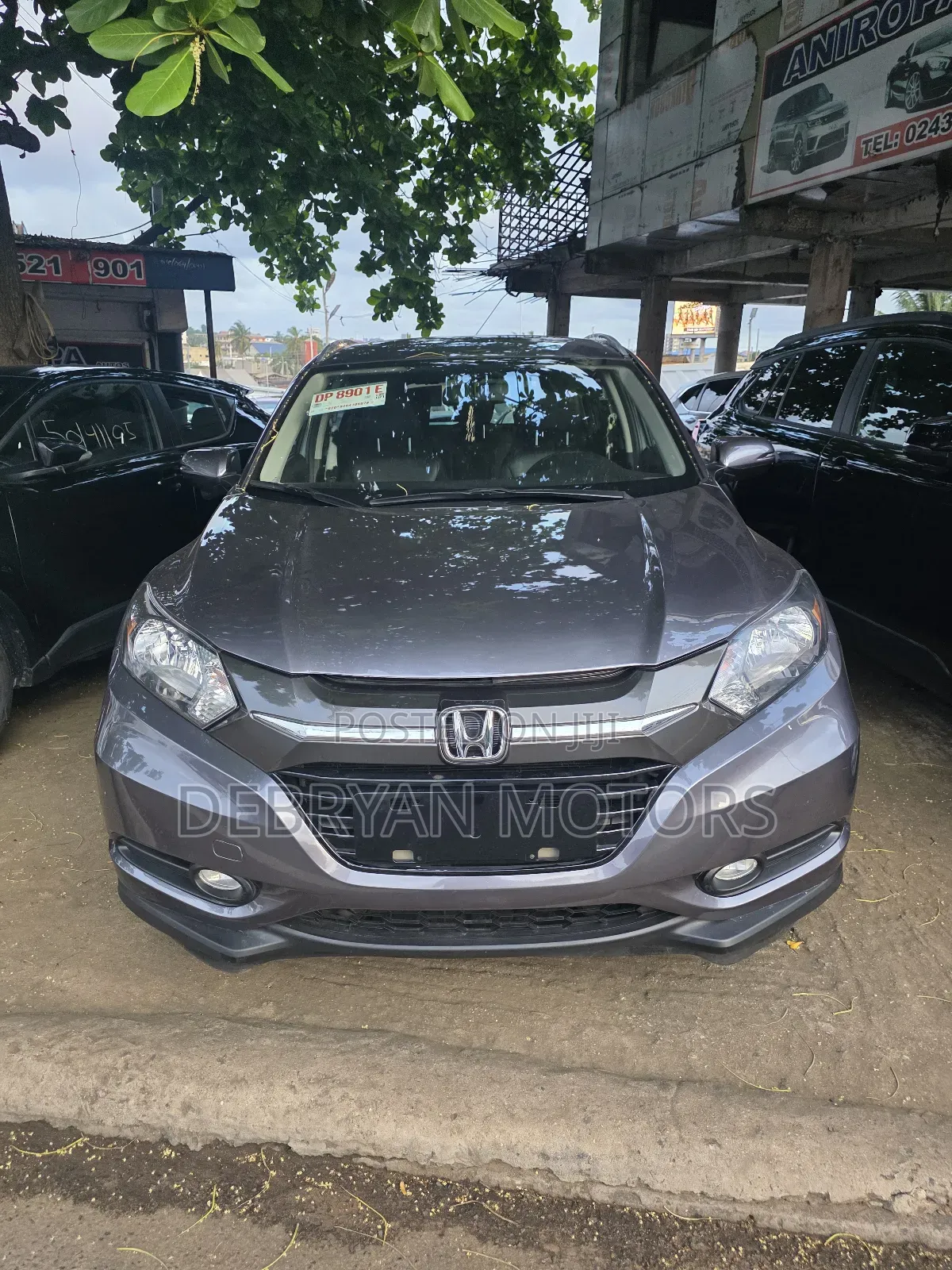 Honda HR-V EX-L w/Navigation FWD 2018 Gray