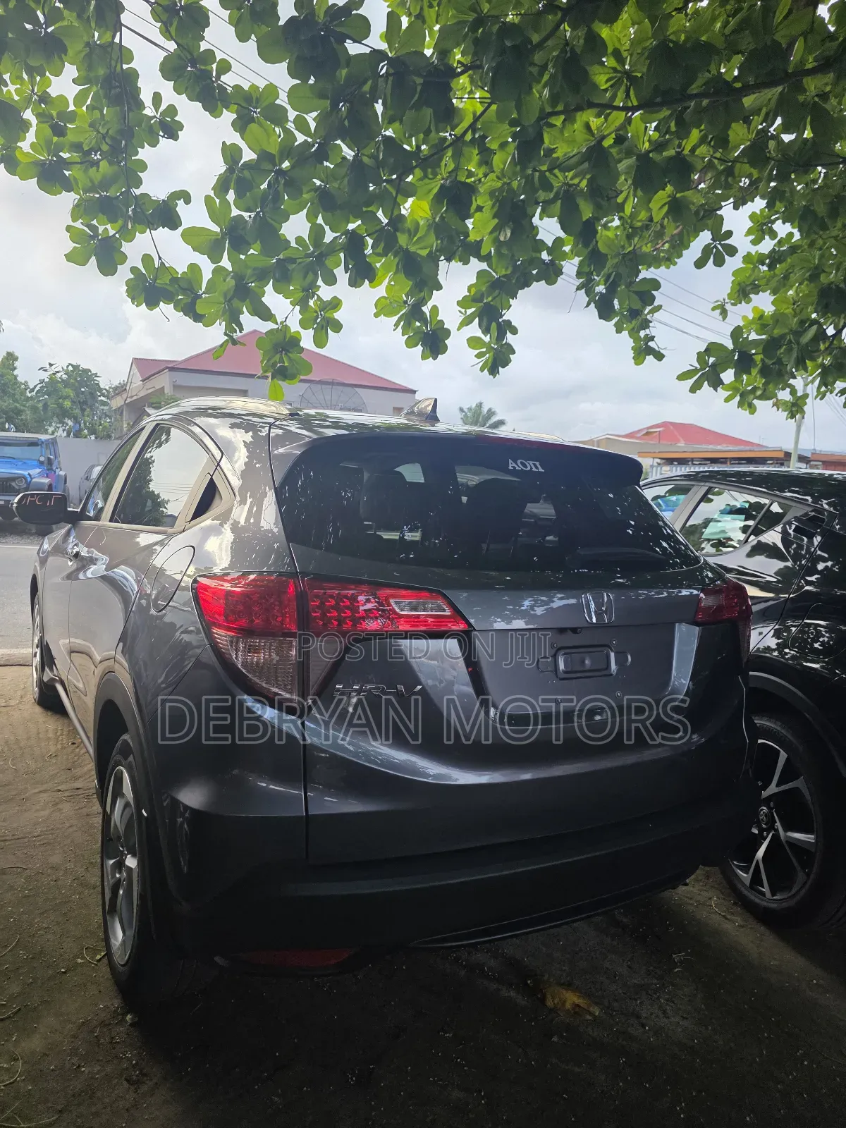 Honda HR-V EX-L w/Navigation FWD 2018 Gray