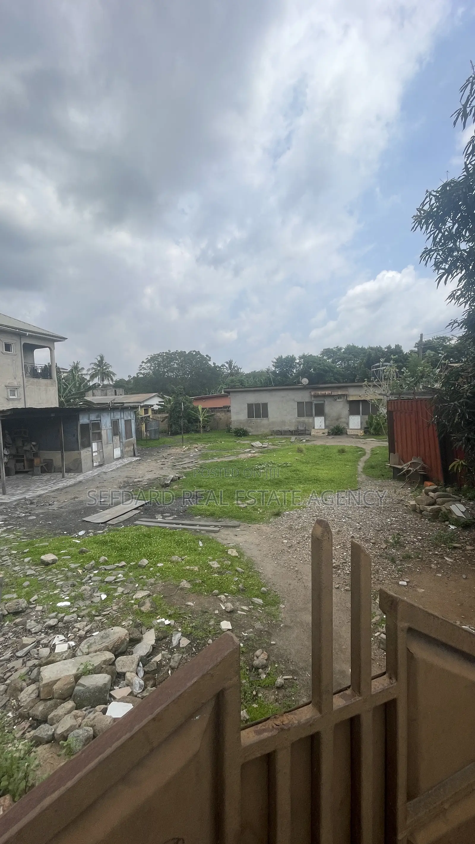 1 Plot of Land for Sale – Dome Born Again