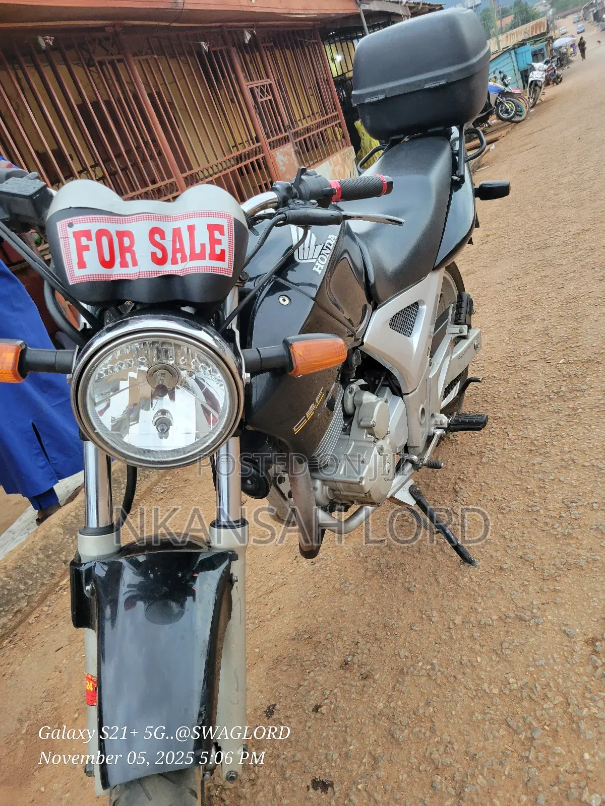 Honda CB 2018 Black