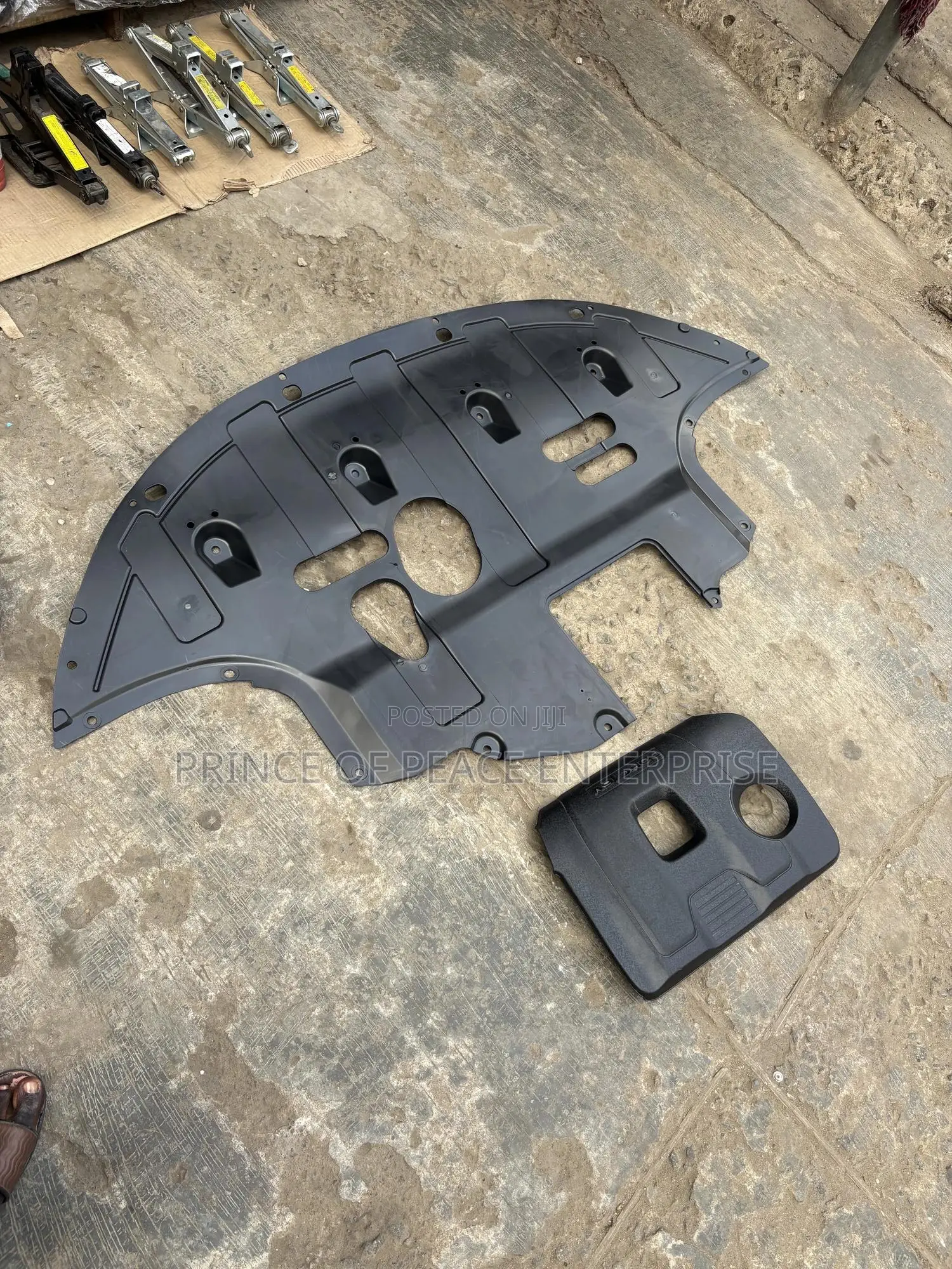 Hyundai Elantra 2017 2018 2019 Under Engine Cover and Engine Top Cover