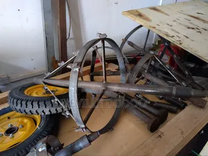 Thrust Boring and Horizontal Earth Drilling