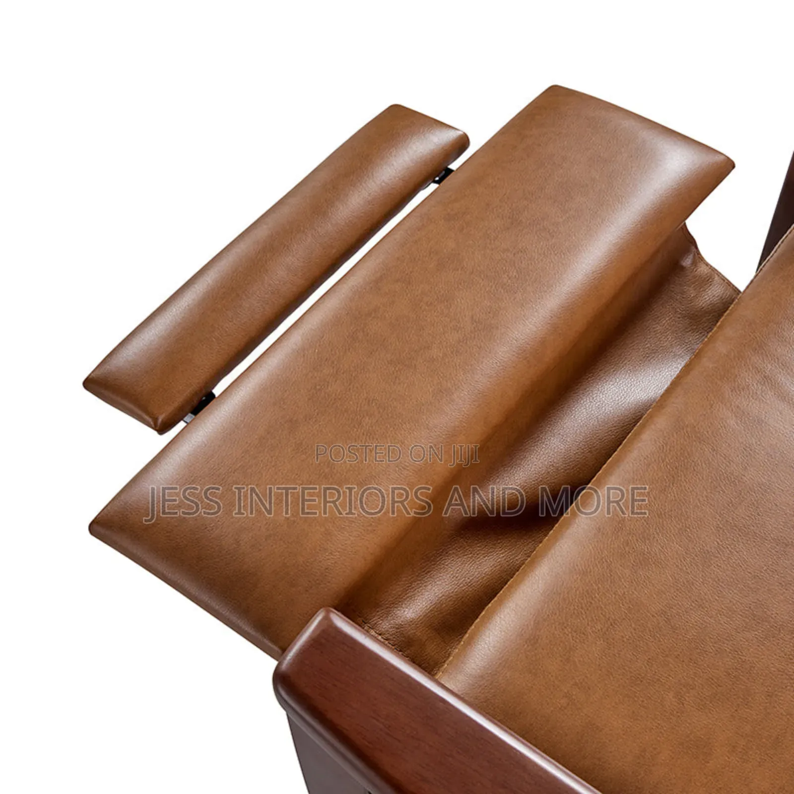 Accent Chair (Solid Wood Recliner
)