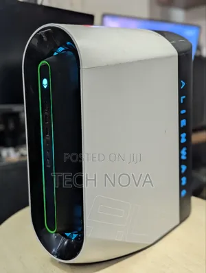 Desktop Computer Dell Aurora R11 32GB Intel Core i7 SSD 1T