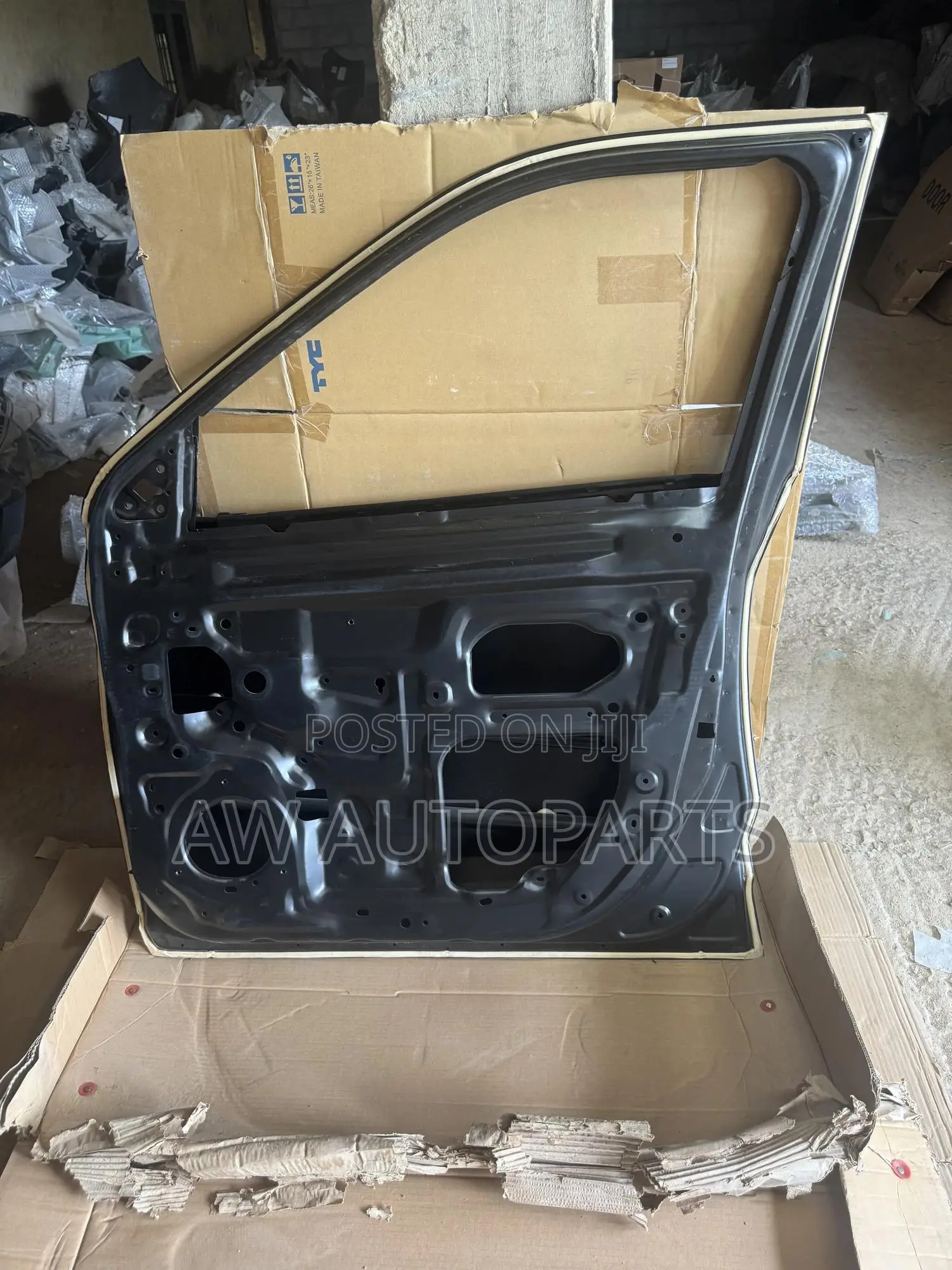 2016-2018 Nissan Kicks Door Front